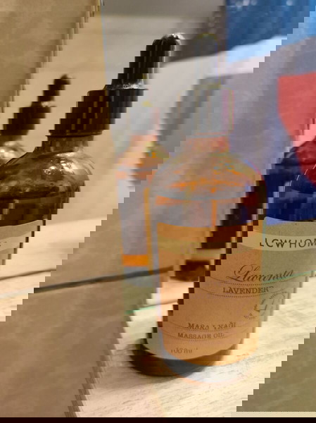 Λάδι λεβάντας για μασαζ
