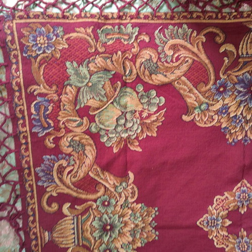 Vintage Jacquard Brocade Tablecloth 1940-1950 like new