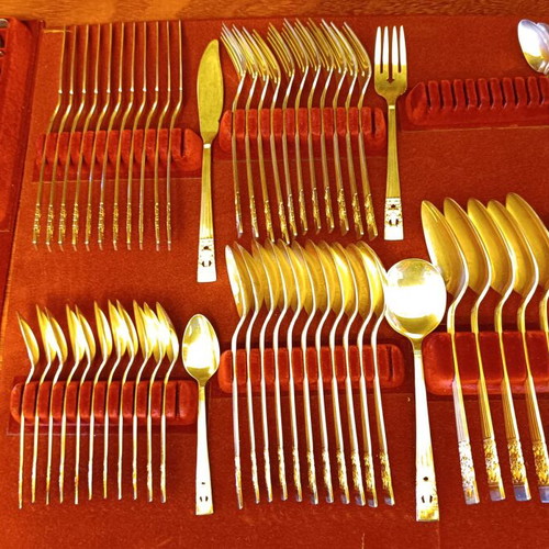 Vintage silver plated cutlery set Community 129 pcs like new