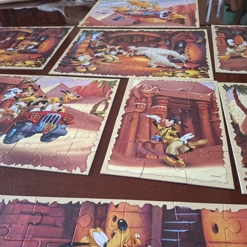 Disney Puzzle 10 in 1 Mickey Mouse & Friends like new