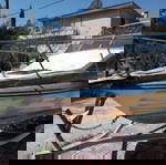 Σκάφος καμπινάτο πολυεστερικό 5.8 μεταχειρισμένο με τρέιλερ