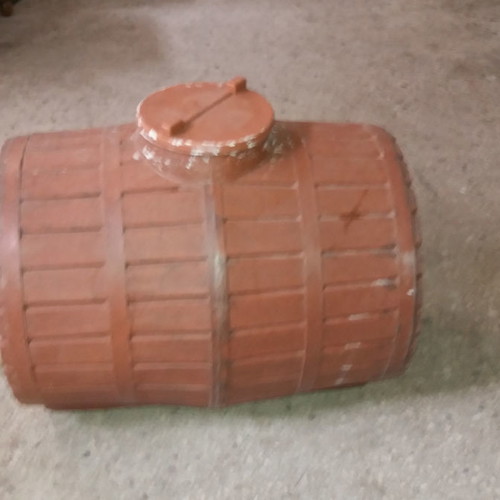 Plastic wine barrel used 150lt in very good condition