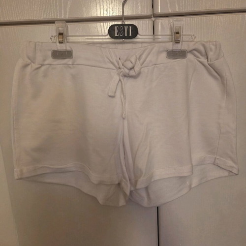 Pink Woman white shorts medium like new