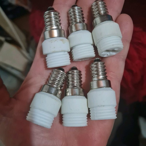 Adapter socket from E14 to G9 like new, ceramic