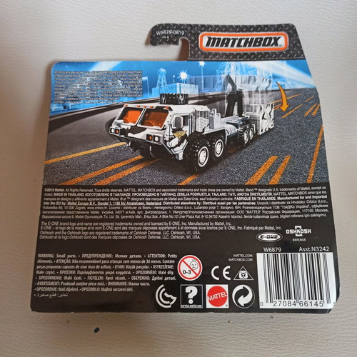 Matchbox Oshkosh Tow Truck HEMTT A4 RW019 Winter Camo new sealed