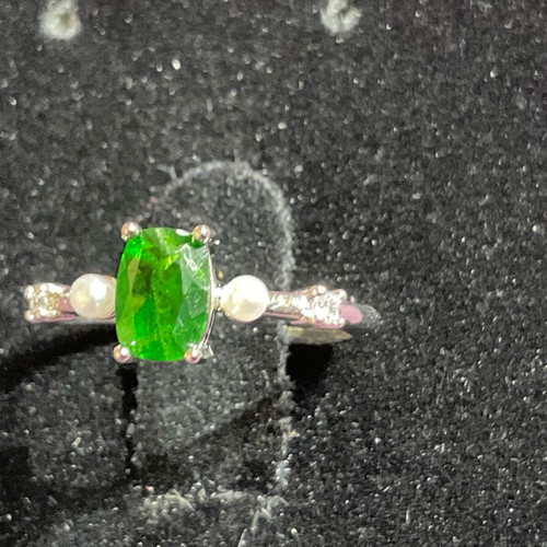 Diopside ring one size with authentic natural stone