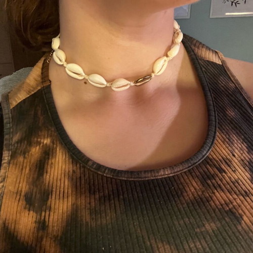 Summer necklace with shells