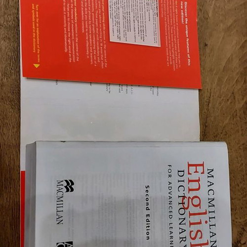 Macmillan English Dictionary New Edition with CD in excellent condition