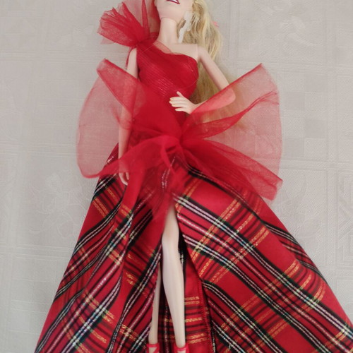 Κούκλα Barbie Holiday 2024 Signature σαν καινούργιο