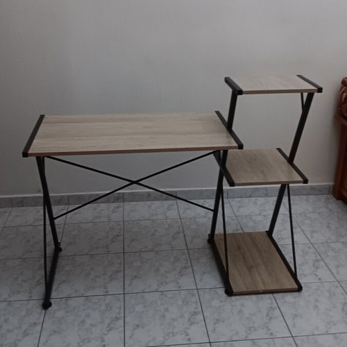 Norex Desk like new with 3 shelves
