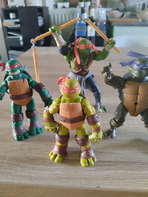 Φιγούρες Teenage Mutant Ninja Turtles (TMNT) Playmates, σετ 4