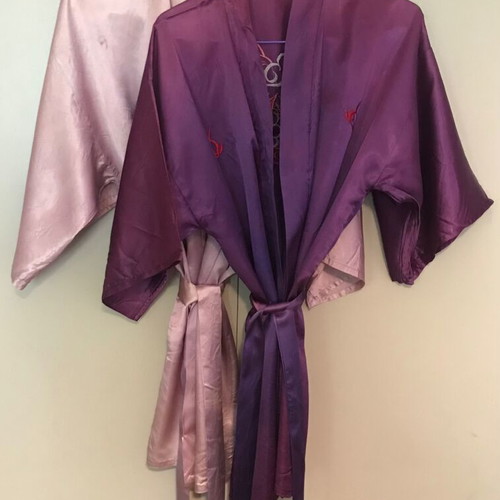 Satin kimono lilac and purple like new, one size unisex, set of 2