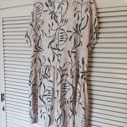 Gofre tunic dress H&M like new, white and beige, size M