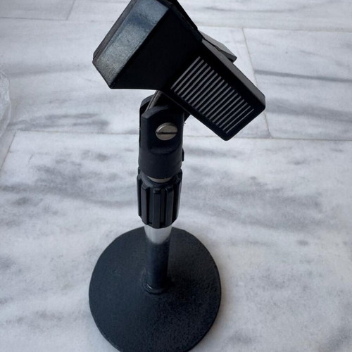 Microphone installation set like new, 4 lavalier mics, dynamic mic, mixer