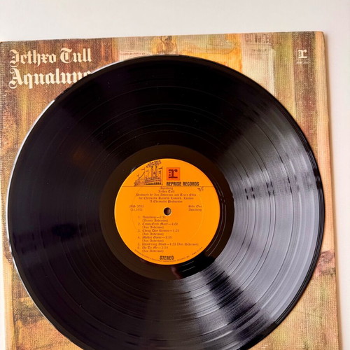 Jethro Tull Aqualung LP used, 1st US 1971, gatefold textured sleeve
