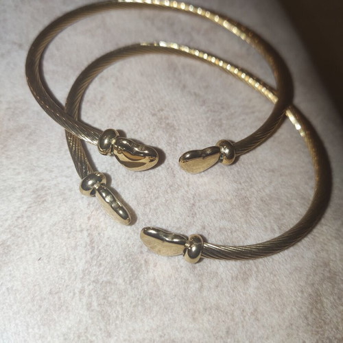 Women's Steel Bracelets Set of 2 with Heart Details Gold Tone New