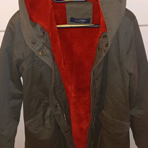 Khaki parka like new with red fur lining, size M
