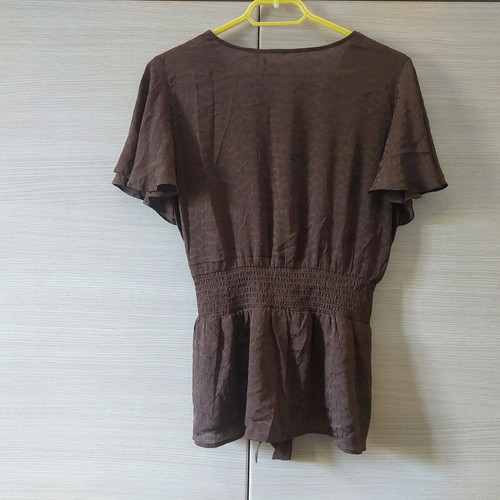 Brown Max Studio top XL like new with front tie
