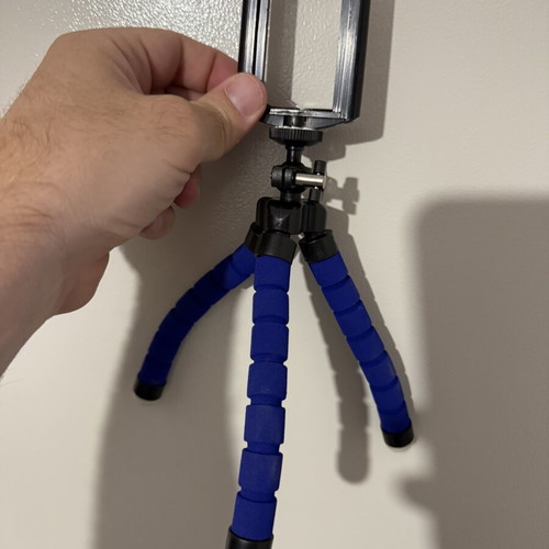 Tripod stabilizer for mobile phone