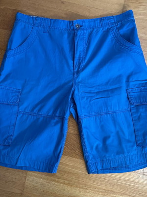 Commander Cargo Shorts Blue size 36 used by Columbia