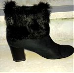  Γυναικεία παπούτσια μποτάκια σουέτ με  φυσική γούνα  37/38, μαύρα χαμηλά