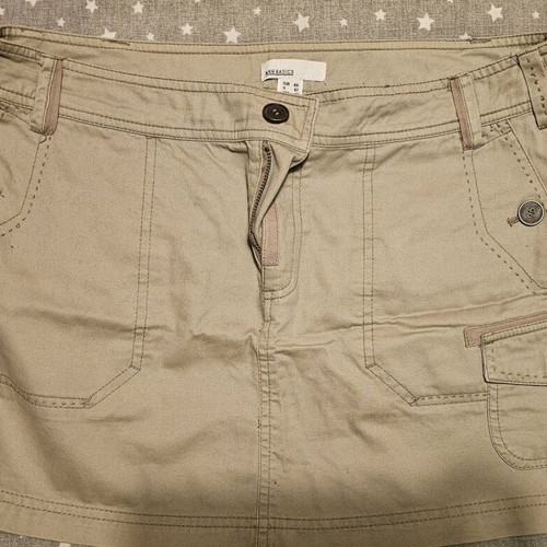 Beige Mango skirt like new with pockets, size XXL