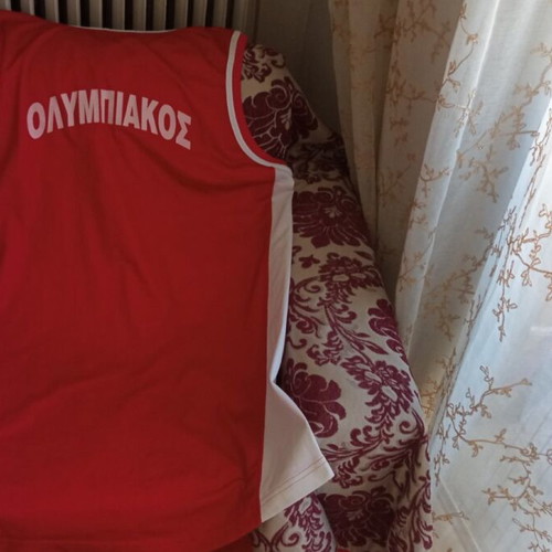 Olympiakos 2004 Basketball Training Jersey used XLT
