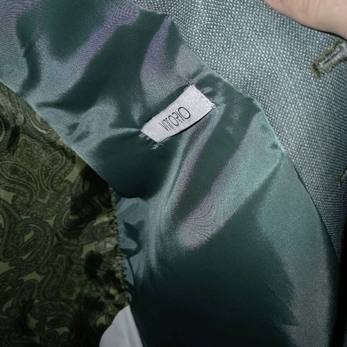 Vittorio Artist green suit with vest size M new