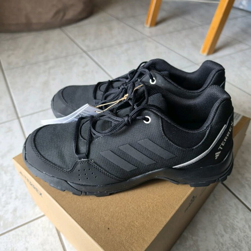 Terex Hyperhiker Low Adidas athletic shoes new, size 40, black