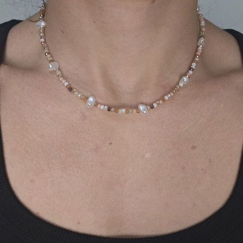 Memories necklace beige gold handmade with glass beads and steel clasp