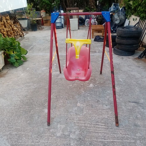 Lazarid outdoor swing with metal frame and plastic seat