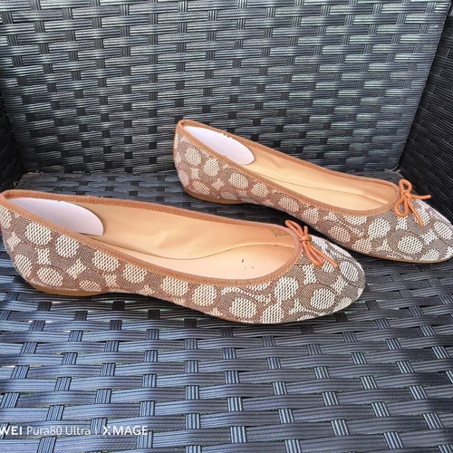 Coach Abigail ballerina flats size 40.5