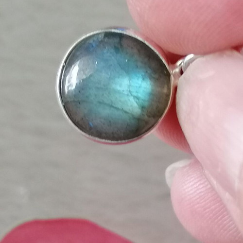 Silver 925 pendant with natural labradorite, new