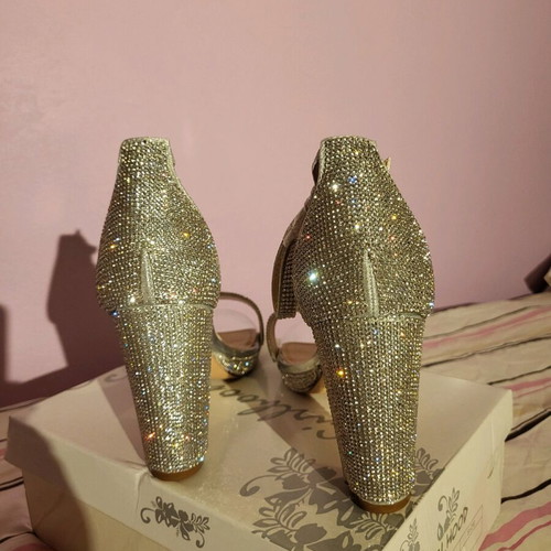 Sheln Glittery Pumps New With Strap Size 41 White Silver