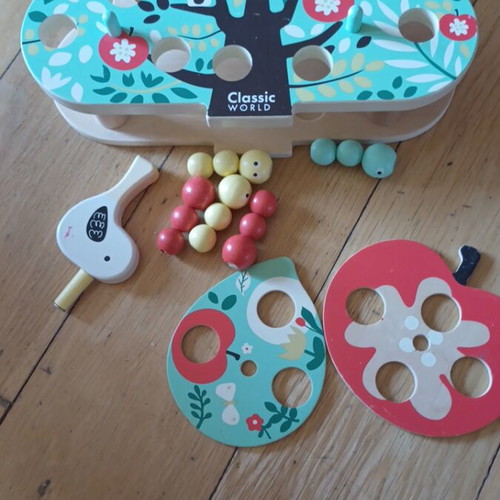 Wooden magnetic game Drypokarydos used, Classic World