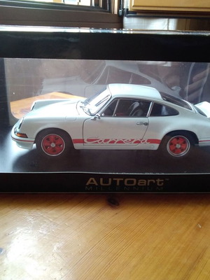 Porsche 911 Carrera RS 2.7 1:18 Autoart μεταλλικό μοντέλο καινούργιο