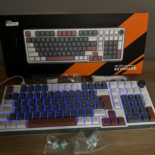 RK Royal Kludge C98 mechanical gaming keyboard new, magnetic Hall effect switches, RGB