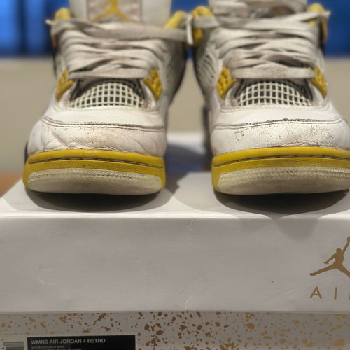 JORDAN 4