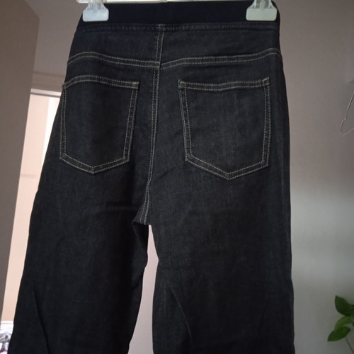 Uniqlo jeans size S like new, black with elastic waist