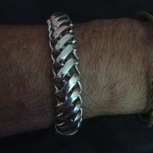 Hand chain with safety clasp Italian brand n10 22cm new silver