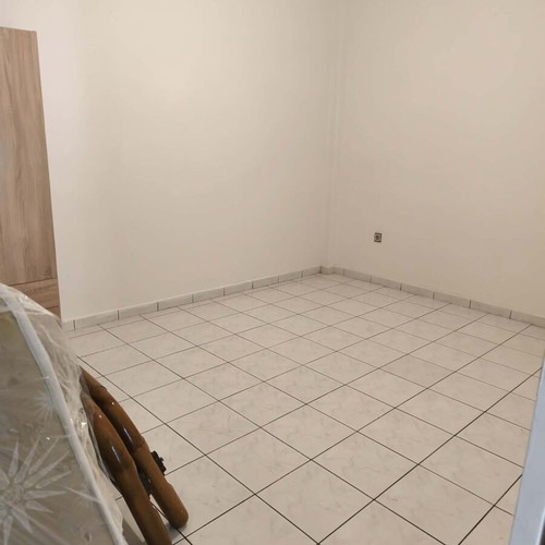 Apartment in Keratsini, 83 m², 2 bedrooms, balcony