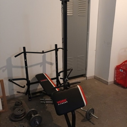 York Warrior Ultimate Multi Bench 45065 new with pulley