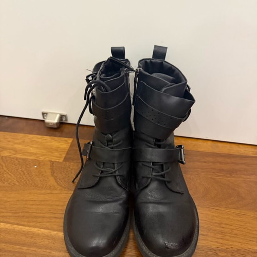Bata boots used, black size 39 with laces and zipper