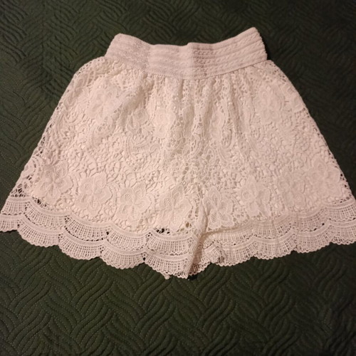Lace shorts new, pack of 2, black and white