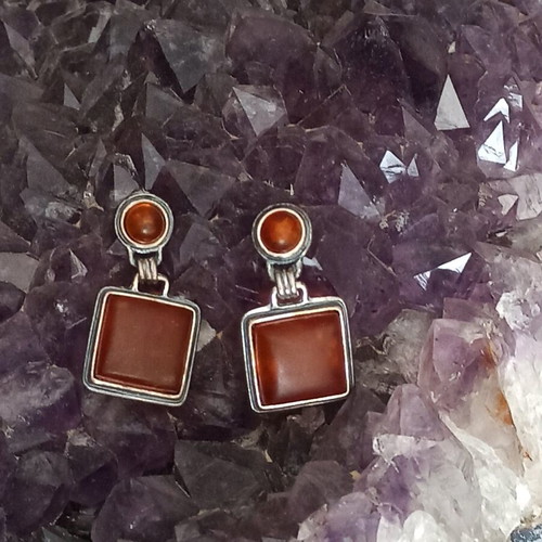 Silver 925 earrings used with natural orange amber