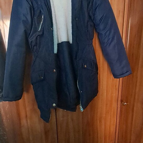Energiers girl's parka with fur trim hood like new, blue