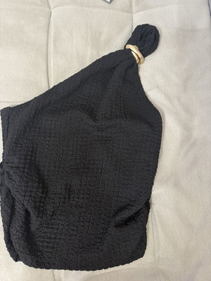 H&M Black One Shoulder Top Medium with Gold Ring like new