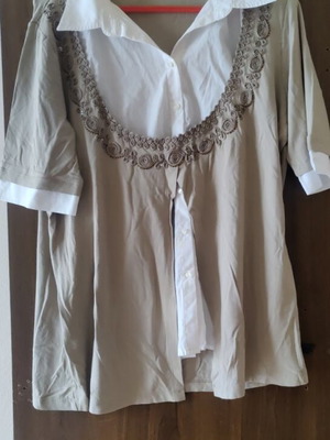 Women's blouse/shirt used with embroidered details