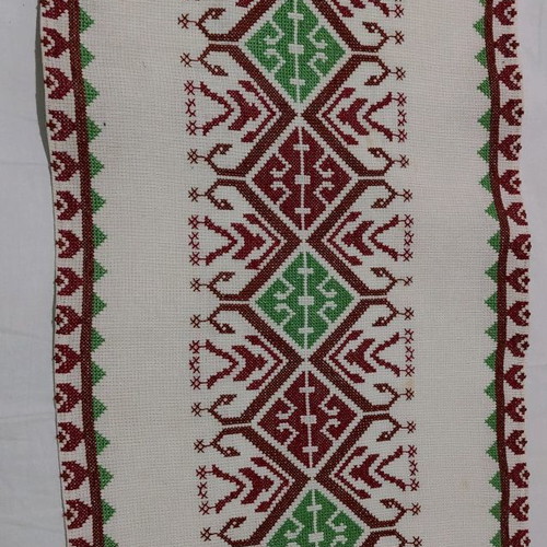 Table runner 70x37cm with 2 napkins 28.5x20.5cm new, burgundy-green on white etamine
