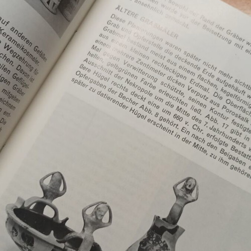 Book Die Archaische Nekropole 1973 like new, German